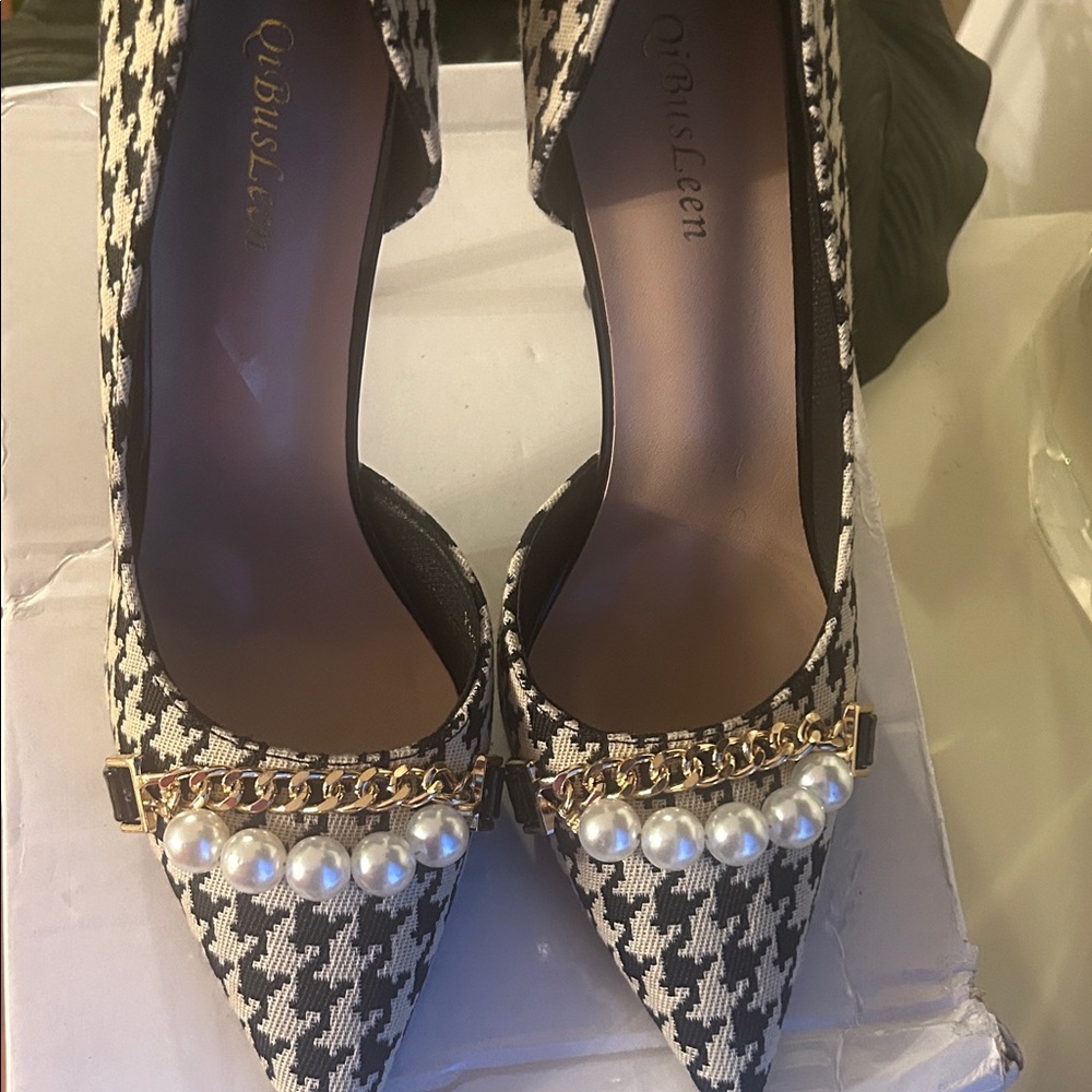 Yuzefi Houndstooth Heels with Pearl Detail